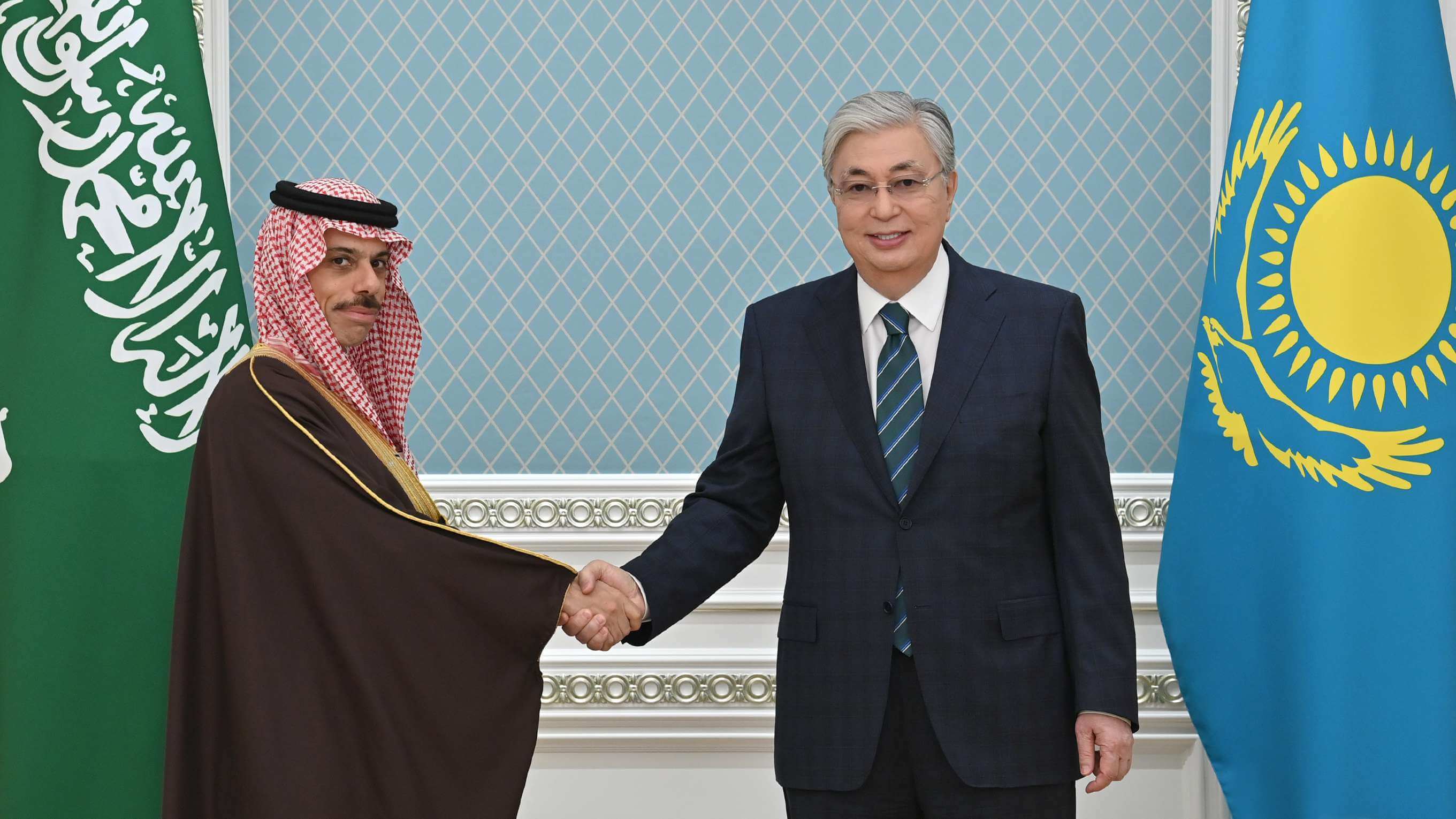 Казахстан ввел безвизовый режим для всех стран Совета сотрудничества арабских государств
