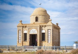 The Mausoleum of «Yeset-Daribai» 