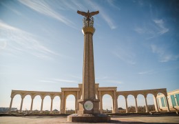 The stele «Gratitude to Kazakh people» 